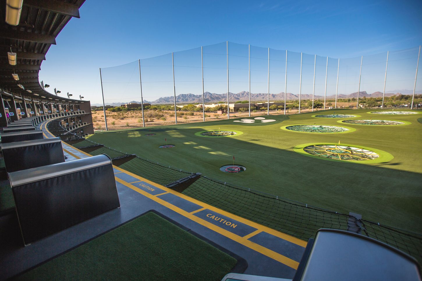 Golf auf eine andere Art: Topgolf Riverwalk