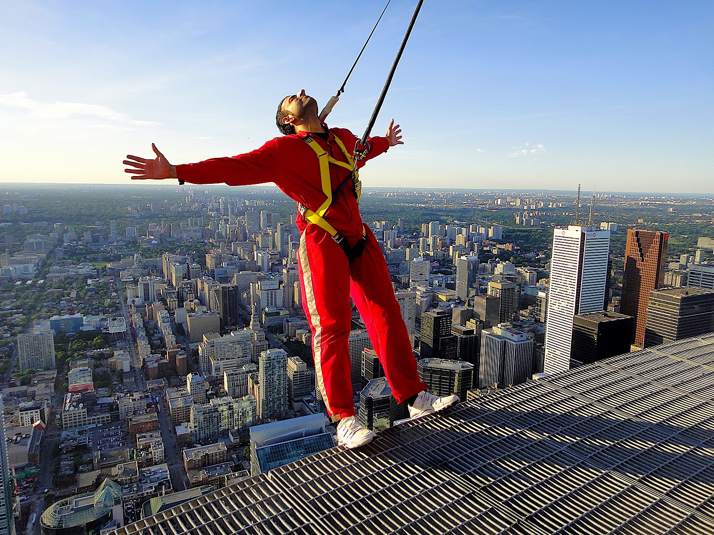 CN Tower Toronto: Edgewalk