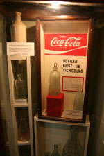 Eine der ersten Coca-Cola Flaschen Eine der ersten Coca-Cola Flaschen
