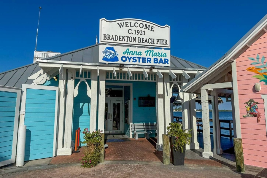 Mehr als nur Austern: Anna Maria Oyster Bar on the Pier in Bradenton Beach