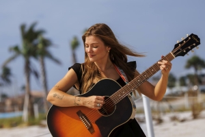 Lauren Mascitti
